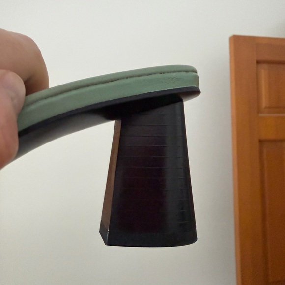 Zara Sage Green Knotted Leather Heels - Picture 11 of 12